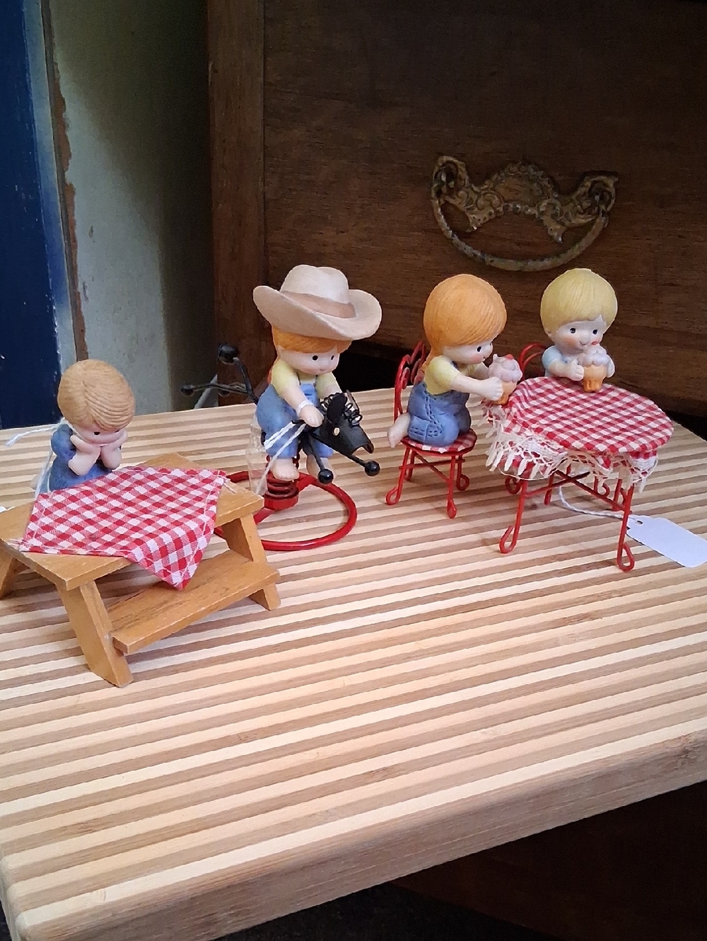 7 pc. Enesco Porcelain Set